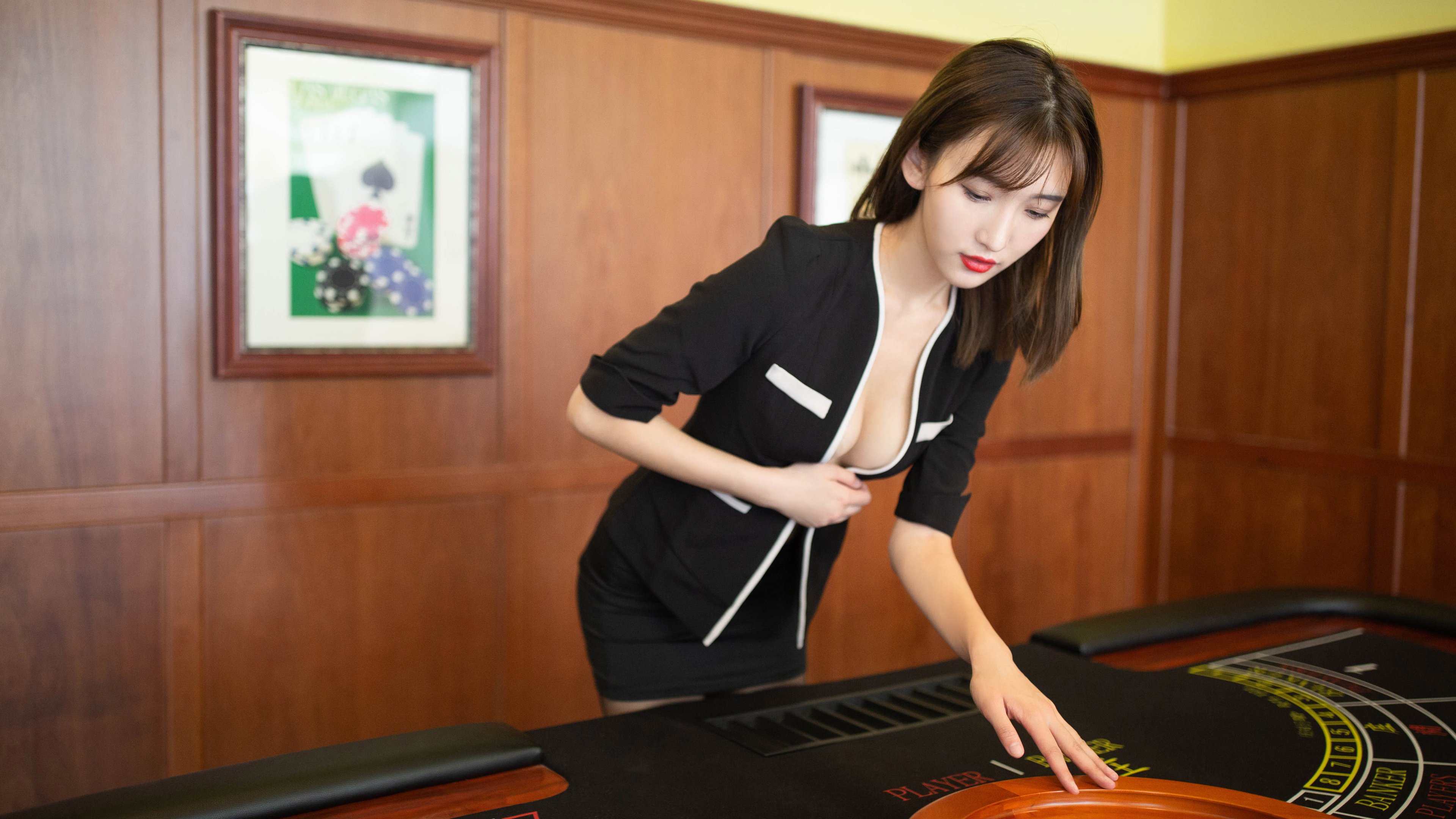 《顶级战队背后的故事：他们的训练与战术哲学》，战队顶级猎杀