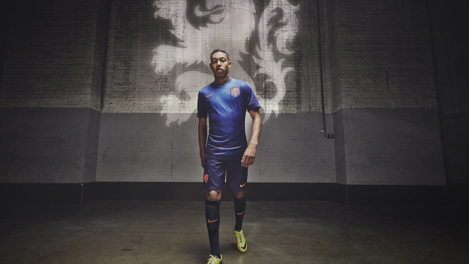 AYX体育官网-“足球+农村振兴”计划稳步推进，基层足球事业不断壮大，农村学校足球现状分析